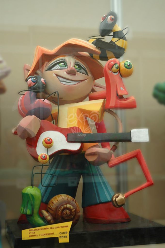 Año 2012, falla Rubén Dario, Fray Luis Colomer, sección décima Infantil, Artista: Juan Lluch Martí.