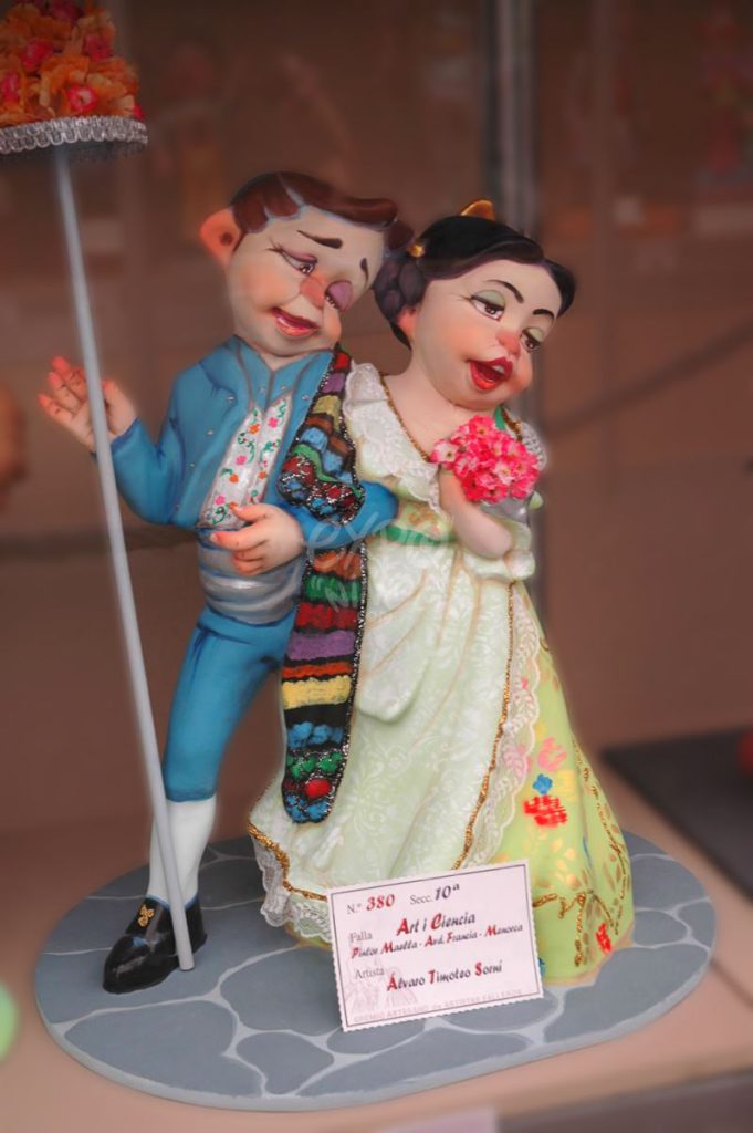 Año 2012, falla Pintor Maella, Avenida Francia, Menorca, sección décima Infantil, Artista: Álvaro Timoteo Sorní.