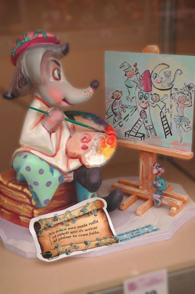 Año 2012, falla Francisco Climent, Uruguay, sección décima Infantil, Artista: Santiago Ferrer Vicent.