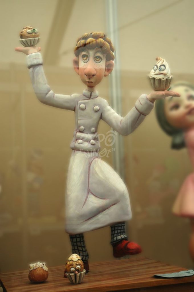 Año 2012, falla Hernández Lázaro, Valle Ballestera, sección décima Infantil, Artista: Pascual Montes Carrasco.