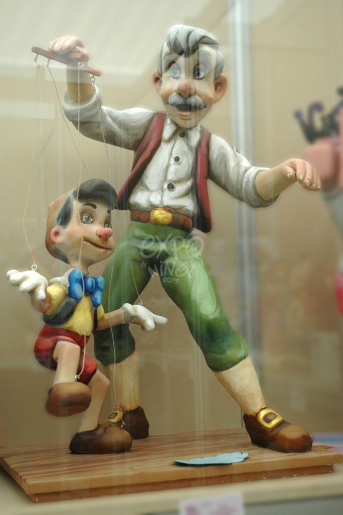 Año 2012, falla El Perellonet, sección duodécima Infantil, Artista: Pascual Montes Carrasco.
