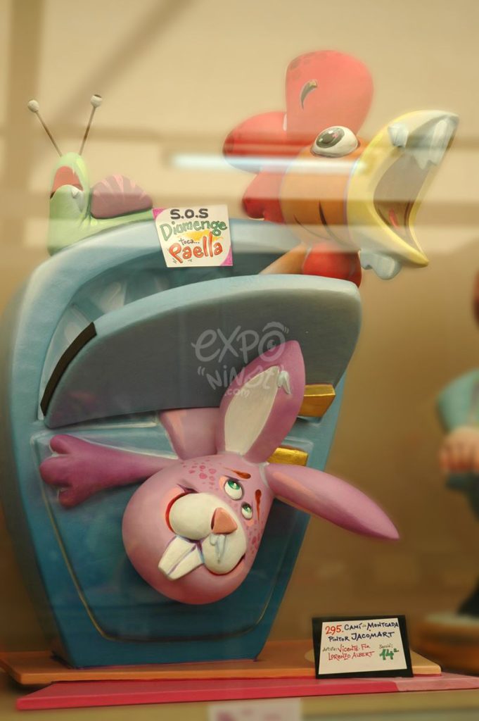Año 2012, falla Camino de Moncada, Pintor Jacomart, sección decimocuarta Infantil, Artista: Vicente Francisco Lorenzo Albert.