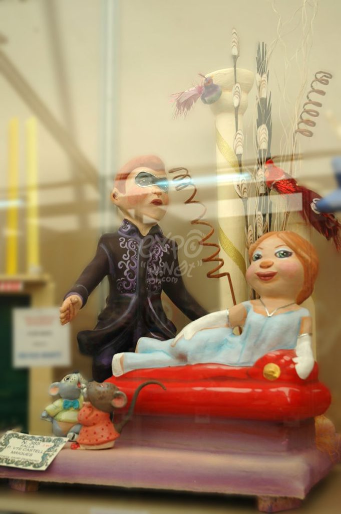 Año 2012, falla Plaza Vicente Castell Maiques, sección decimocuarta Infantil, Artista: David Zahonero del Fresno.