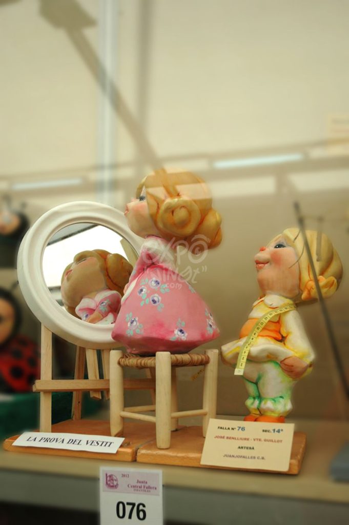 Año 2012, falla José Benlliure, Vicente Guillot, sección decimocuarta Infantil, Artista: Juanjo García López.