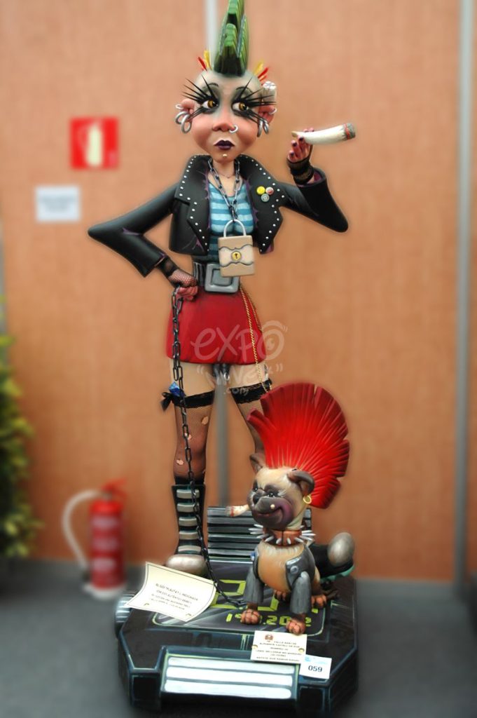 Año 2012, falla Aras de Alpuente Castell de Pop, sección primera a, Artista: José Ramón Espuig Escrivá.