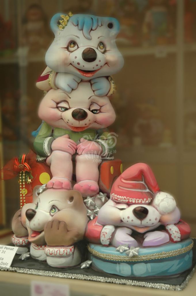 Año 2012, falla Lo Rat Penat, sección segunda Infantil, Artista: Salva Dolz Rubio.