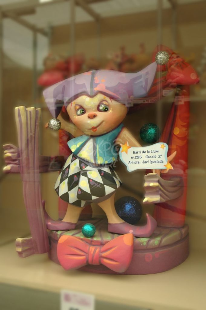 Año 2012, falla Barrio de la Luz, sección segunda Infantil, Artista: Javier Igualada Fernández.