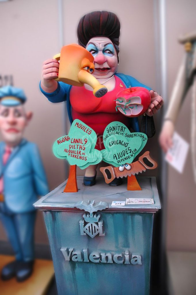 Año 2012, falla Plaza de la Tienda, sección segunda b, Artista: Manuel Martínez Reig.