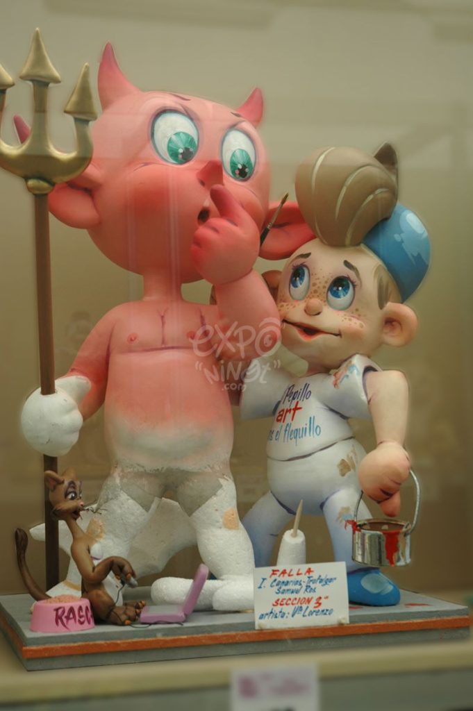 Año 2012, falla Islas Canarias, Trafalgar, Samuel Ros, sección tercera Infantil, Artista: Vicente Lorenzo Díaz.