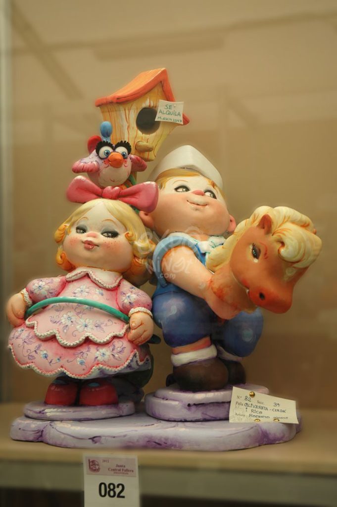 Año 2012, falla Olivereta, Cerdá y Rico, sección tercera Infantil, Artista: Roberto Martí Planes.