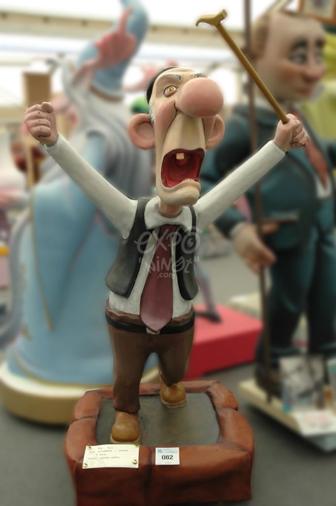 Año 2012, falla Olivereta Cerdá y Rico, sección tercera a, Artista: Victor López Borras.