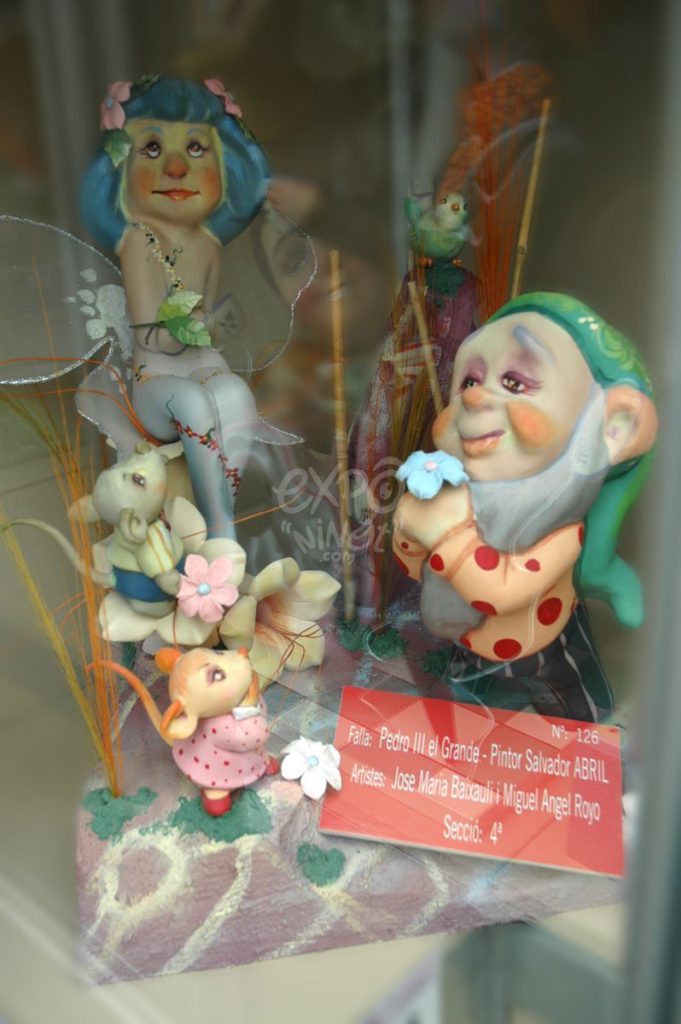 Año 2012, falla Pintor Salvador Abril, Pedro III el Grande, sección cuarta Infantil, Artista: José María Baixauli, Miguel Ángel Royo Ferrandis.