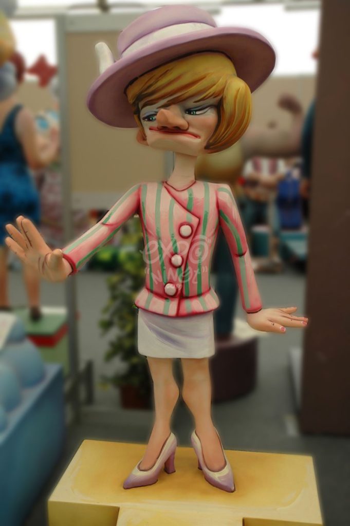 Año 2012, falla Alcácer Yátova, sección cuarta a, Artista: Enrique Cardells Martínez.