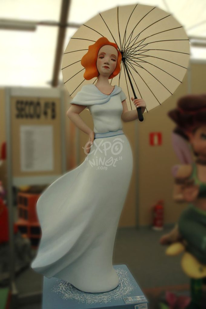 Año 2012, falla Poeta Emilio Baró Enrique Ginesta, sección cuarta b, Artista: Ricardo Alcaide Lluch.