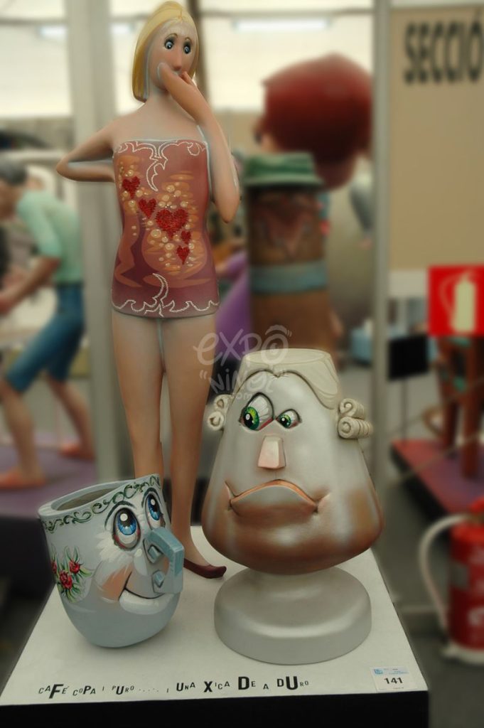 Año 2012, falla Fray J. Rodríguez Pintor Cortina, sección cuarta b, Artista: Jordi Fresquet Mas.