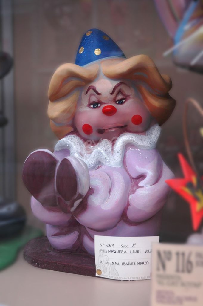 Año 2012, falla Naquera, Lauri Volpi, sección octava Infantil, Artista: Inmaculada Ibáñez Marco.
