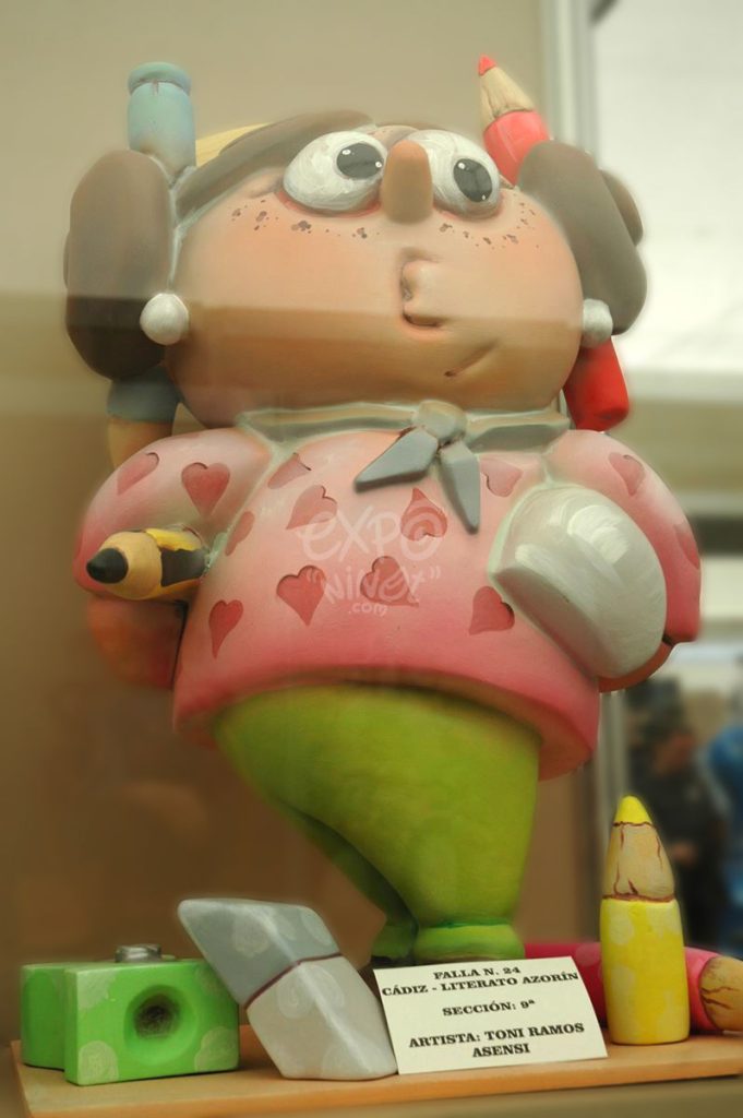 Año 2012, falla Cádiz, Literato Azorín, sección novena infantil , Artista: Antonio Ramos Asensi.