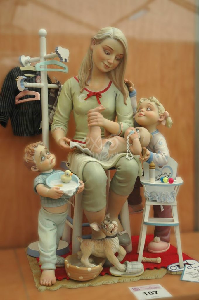 Año 2012, falla Avenida Regne de Valencia, Duque de Calabria, sección especial Infantil, Artista: Pedro Rodríguez Marín.