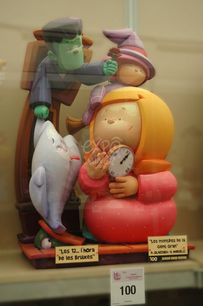 Año 2012, falla Arzobispo Olaechea, San Marcelino, sección primera Infantil, Artista: Sergio Amar Medina.