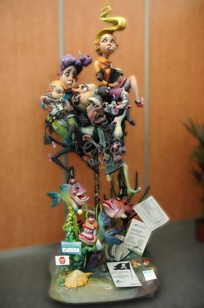 Año 2013, falla Maestro Gozalbo, Conde de Altea, sección primera a, Artistas: Vicente Llácer y Alejandro Santaeulalia.