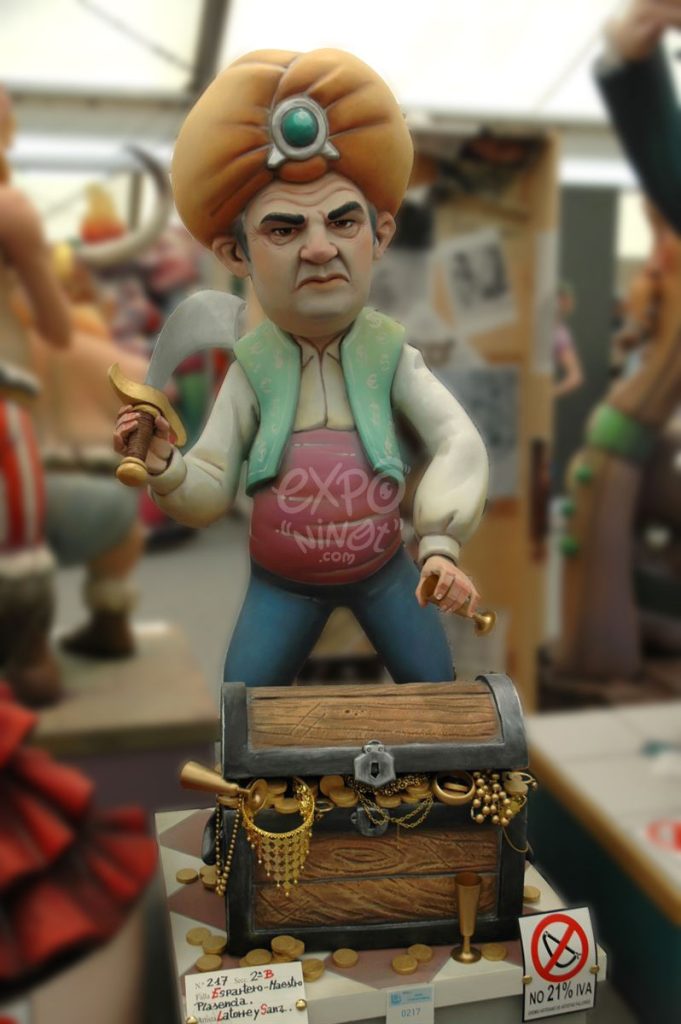 Año 2013, falla Espartero, Maestro Plasencia, sección segunda b, Artista: Gabriel Sanz, José Latorre.