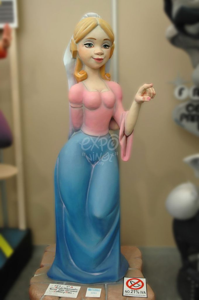 Año 2013, falla Avenida Jacinto Benavente, Reina Doña Germana, sección tercera a, Artista: Gabriel Sanz, José Latorre.