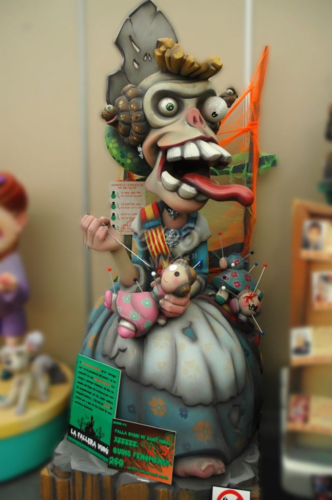 Año 2013, falla Barrio de San Isidro, sección tercera a, Artista: Carlos Carsí García.