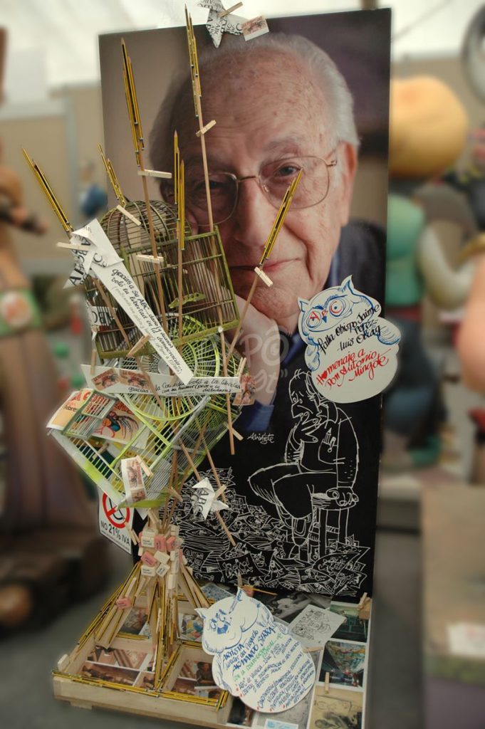 Año 2013, falla Obispo Jaime Pérez, Luis Oliag, sección cuarta a, Artista: Armando Serra Cortés.
