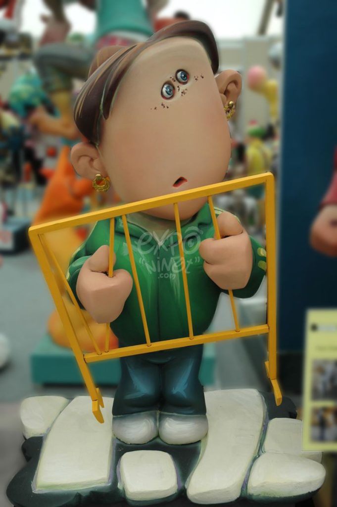 Año 2013, falla Nador, Milagrosa, sección cuarta b, Artista: Ignacio Ferrando Tamarit.