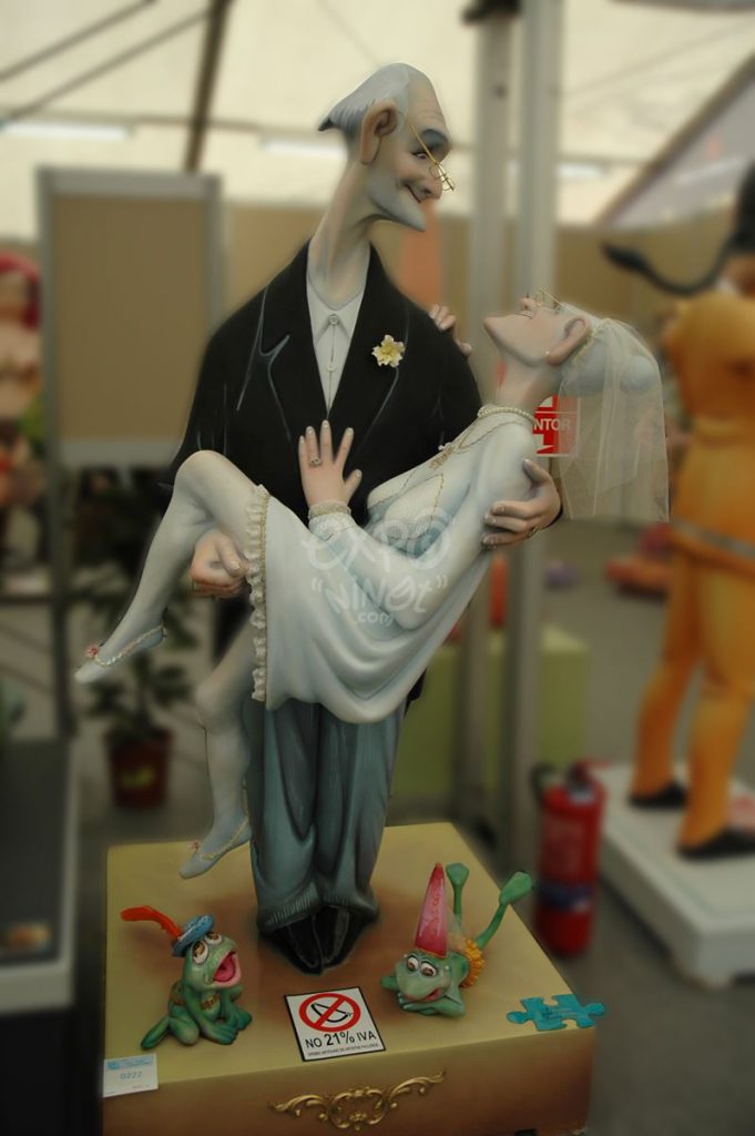 Año 2013, falla Doctor Domingo Orozco, Bailén, sección quinta a, Artista: José Vicente Zurita.