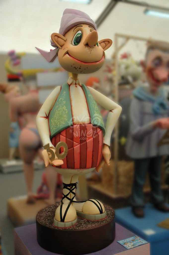 Año 2013, falla Doctor Álvaro López, San Juan de Dios, sección quinta a, Artistas: Hermanos Gómez Fonseca.