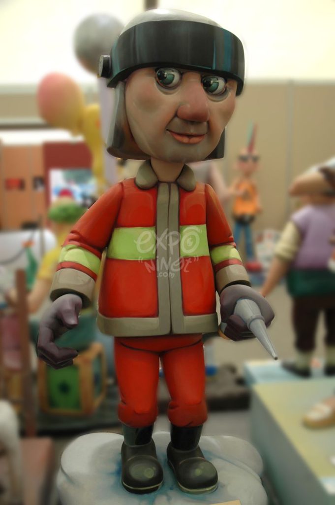 Año 2013, falla Carretera Escrivá, Cooperativa San Fernando, sección quinta b, Artista: Manuel Blanco Climent.