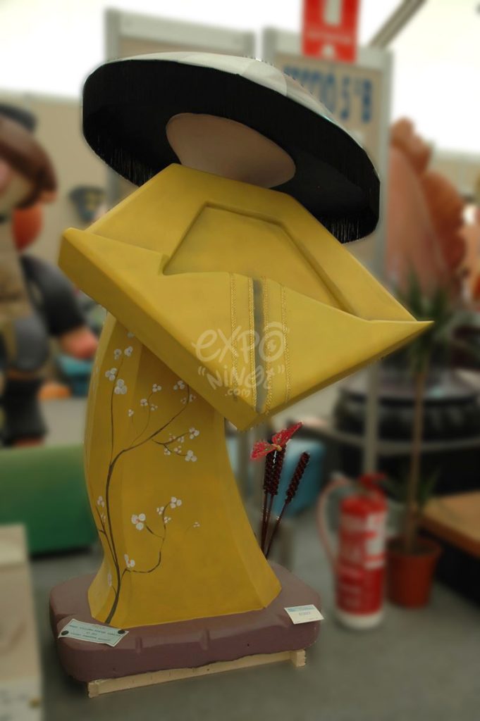 Año 2013, falla Ángel Villena, Pintor Sabater, sección sexta a, Artista: Vicente Tornador Navarro.
