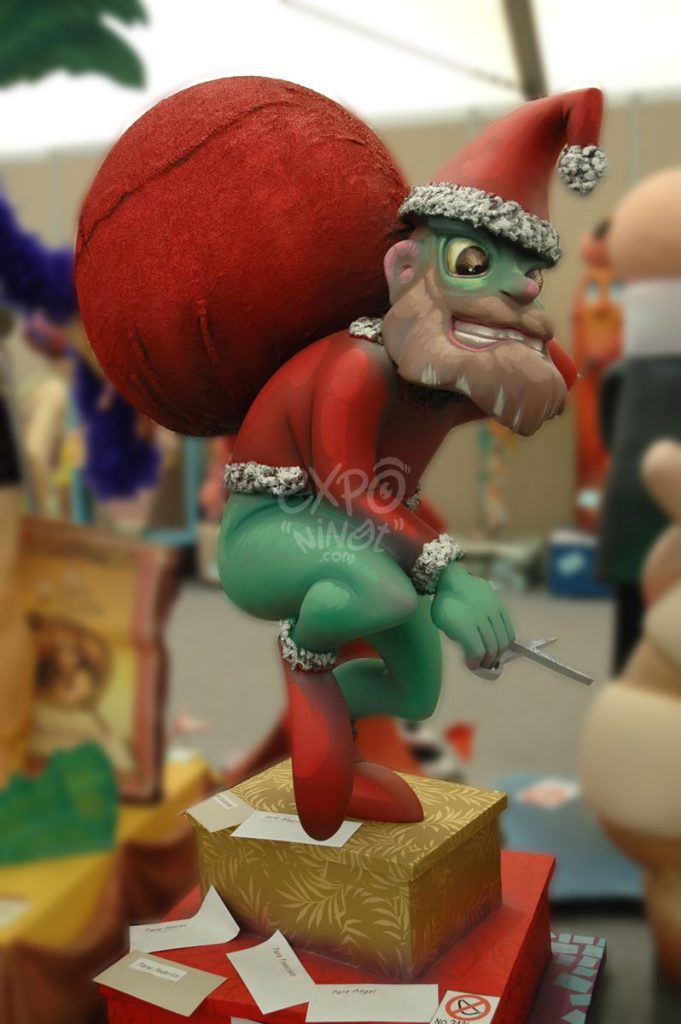 Año 2013, falla San Antonio, sección sexta a, Artistas: Emilio Miralles Ferrero, Guillermo Rojas Vera, Vicente Almela Caballé, Vicente Francisco Lorenzo Albert.