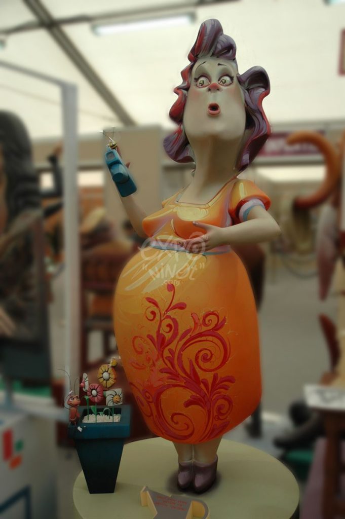 Año 2013, falla Cádiz, Denia, sección sexta b, Artista: Toni Pérez.