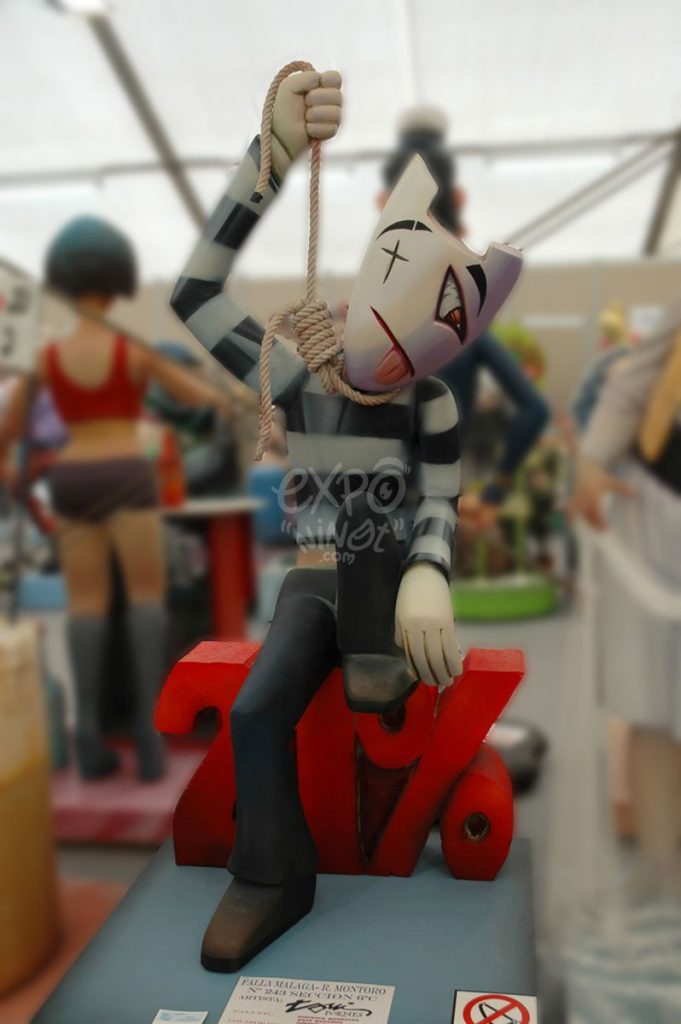 Año 2013, falla Málaga, – Doctor Montoro, sección sexta c, Artista: Toni Fornés Quijano.