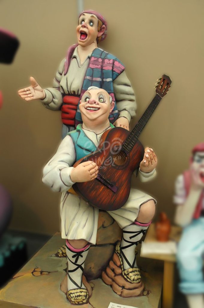 Año 2013, falla Luz Casanova, Padre Espasa, sección secta c, Artista: Vicente Albert García.