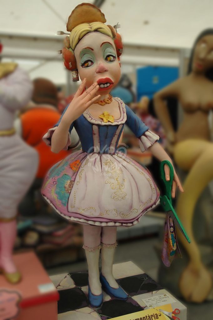 Año 2013, falla Pío doce, Jaime Roig, sección séptima a, Artista: Vicente Albert García.
