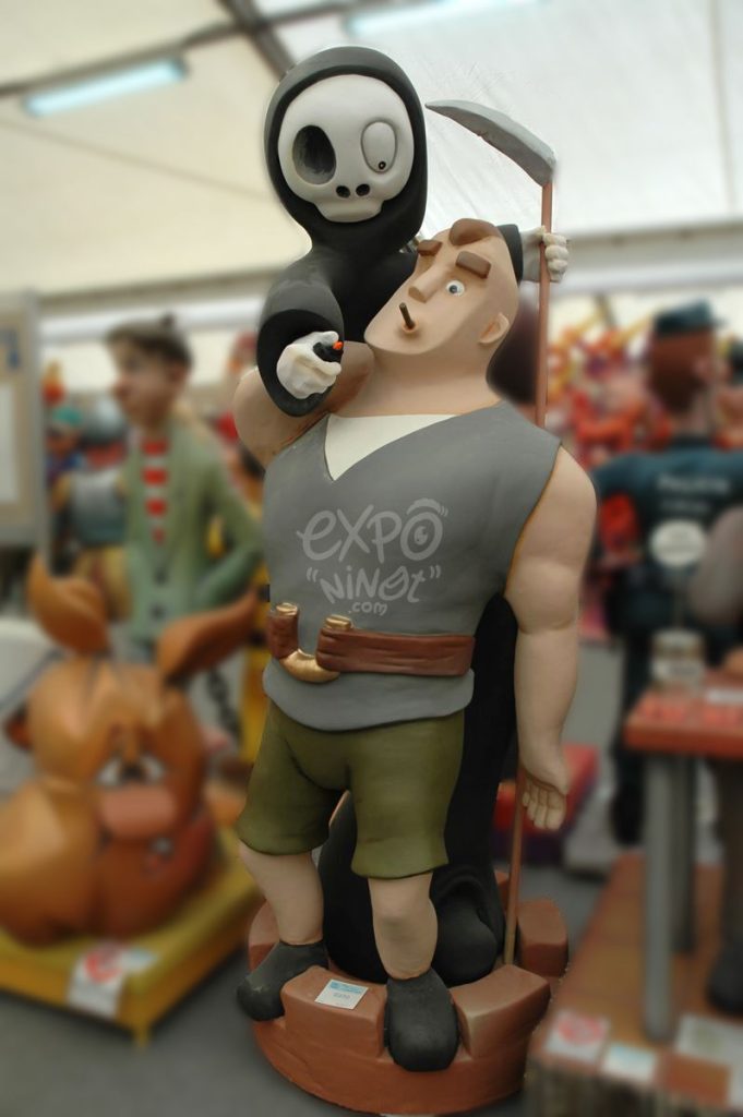 Año 2013, falla Llorers, Arquitecto Lucini, sección séptima a, Artista: Jorge Navarro Doñate.