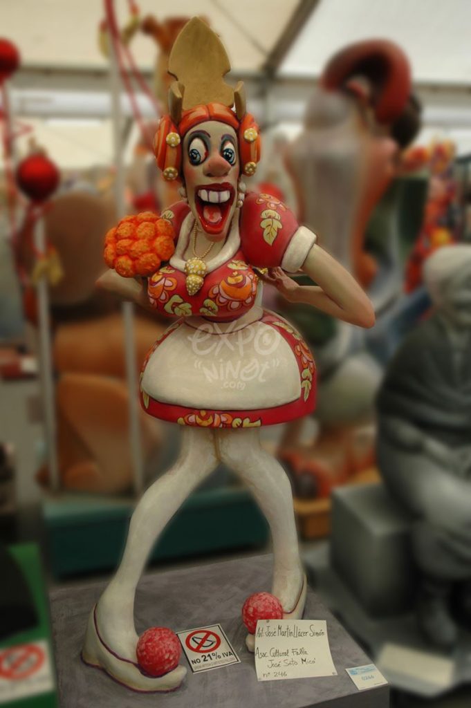 Año 2013, falla José Soto Micó, Síndico Mocholí, sección séptima b, Artista: José Martín Llácer Simón.