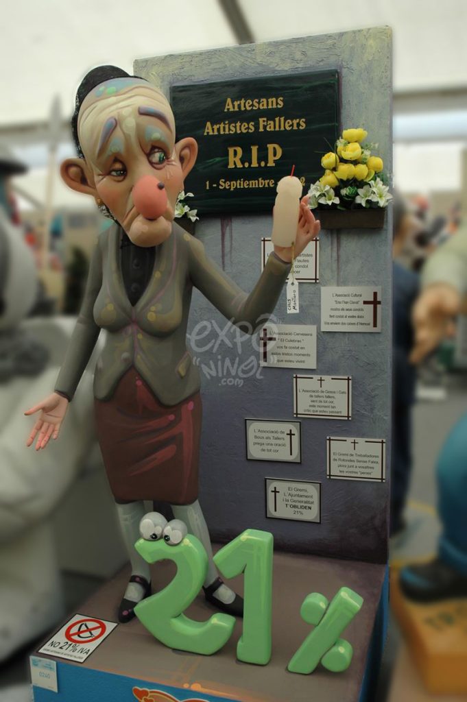 Año 2013, falla Maestro Bellver, Mariano Ribera, sección séptima b, Artista: Javier Igualada Fernández.