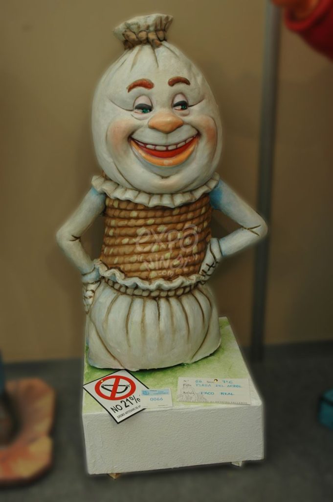 Año 2013, falla Plaza del Árbol, sección séptima c, Artista: Francisco Real Pérez.