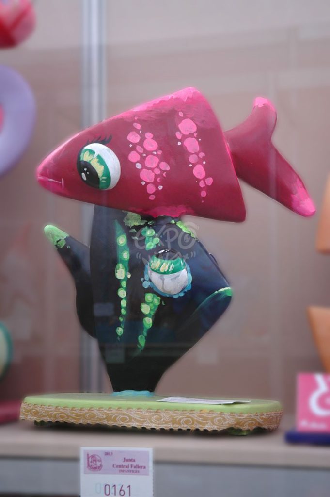 Año 2013, falla Regne de Valencia, Ciscar, sección décima Infantil, Artista: Enrique Burriel Morro.