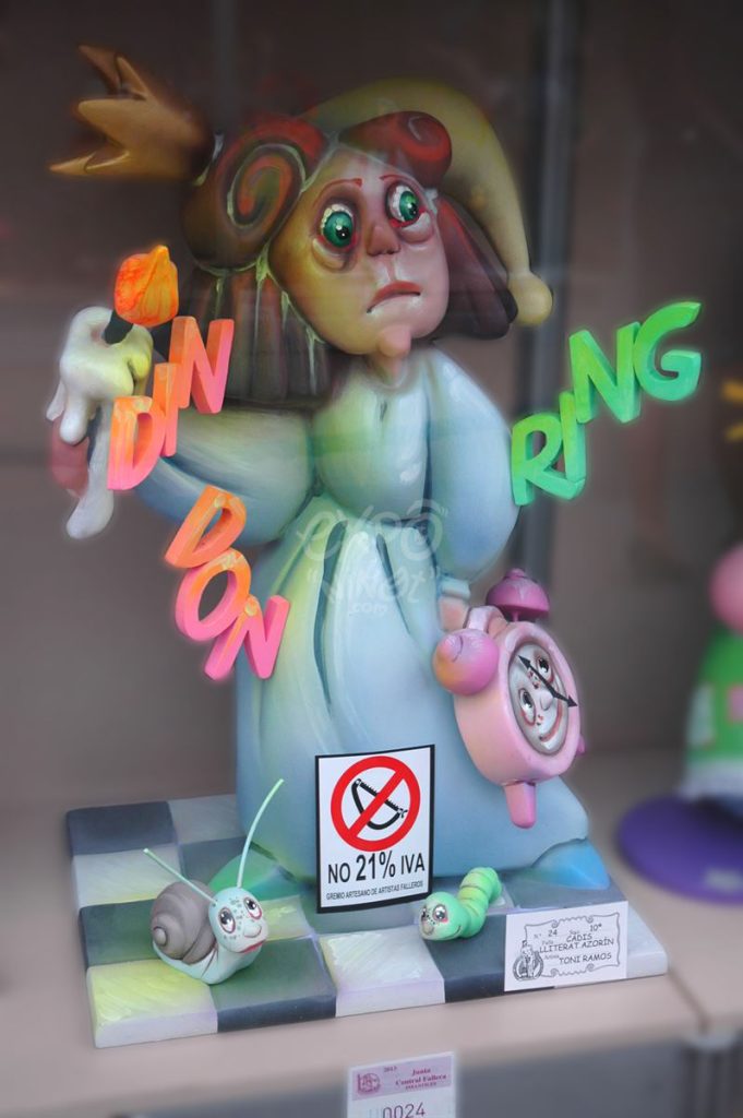 Año 2013, falla Cádiz, Literato Azorín, sección décima Infantil, Artista: Antonio Ramos Asensi.