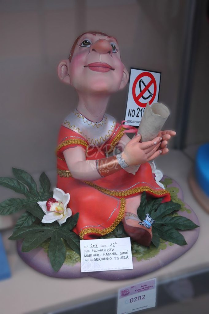 Año 2013, falla Humanista Mariner, Manuel Simó, sección duodécima Infantil, Artista: Bernardo Estela Parra.