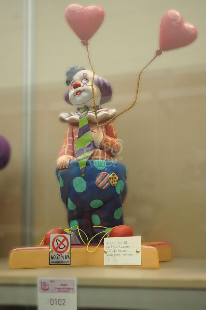 Año 2013, falla Félix Pizcueta, Cirilo Amorós, Ruzafa, sección duodécima Infantil, Artista: Carlos Alberto Herranz Martínez.