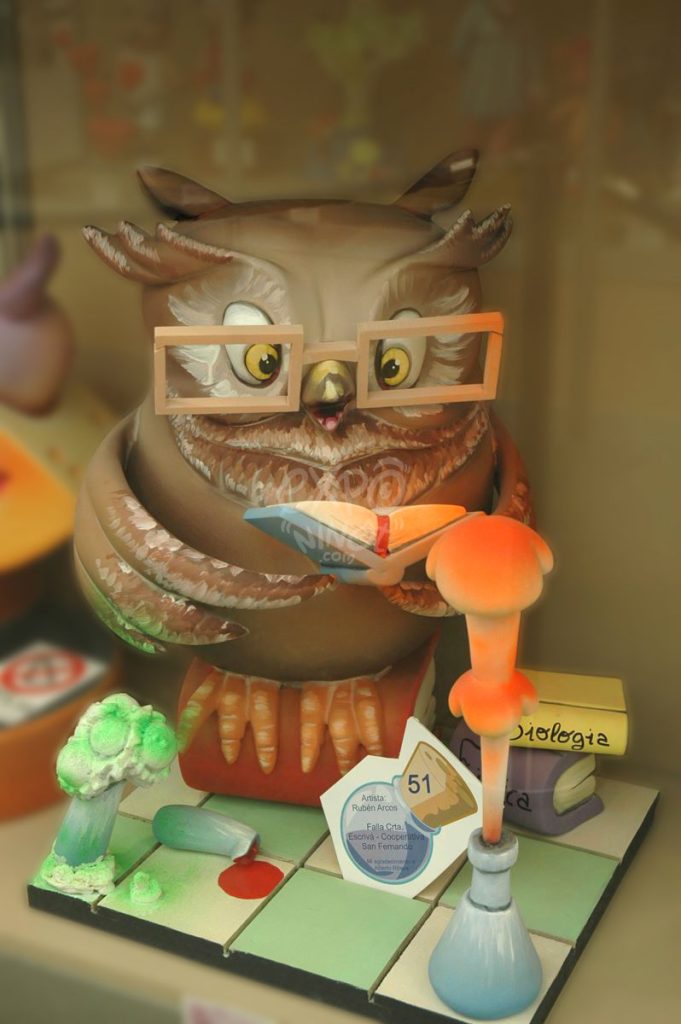 Año 2013, falla Carretera Escrivá, Cooperativa San Fernando, sección novena Infantil, Artista: Rubén Arcos Martí.