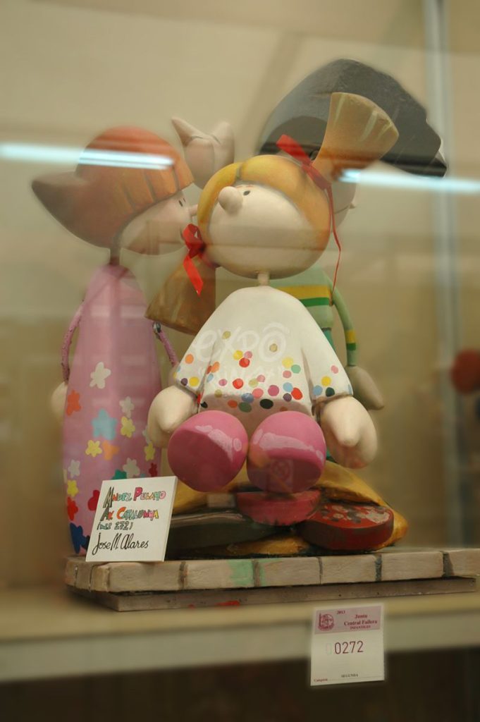 Año 2013, falla Menéndez y Pelayo, Avenida Cataluña, sección segunda Infantil, Artista: José Manuel Alares Sales.