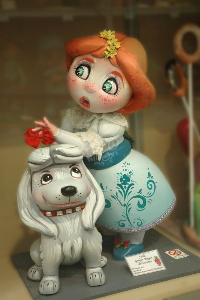 Año 2013, falla Grupos Virgen del Carmen, sección tercera Infantil, Artista: Ximo Martí Fernández.