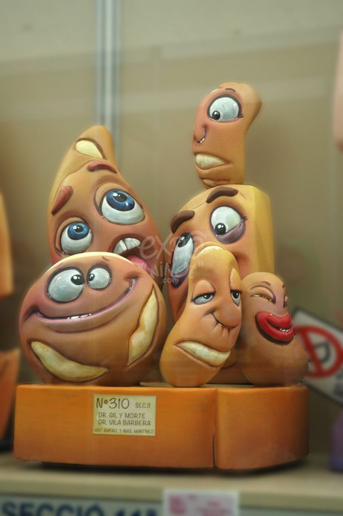Año 2013, falla Doctor Gil y Morte, Doctor Vila Barberá, sección undécima Infantil, Artista: Raúl Martínez Ruíz.